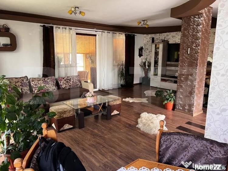 Casă cu 4 camere cu Teren 500 Mp în Central