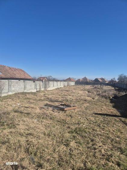 Teren de 1100 mp, în Central