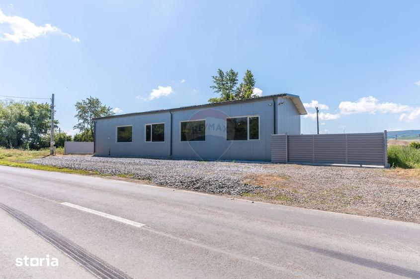 Spațiu comercial, de 220 mp, în Holboca