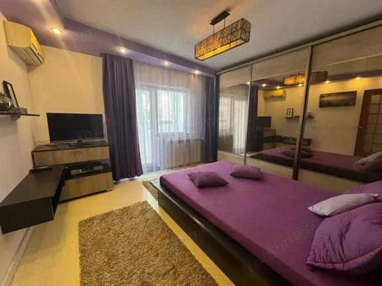 Apartament cu 3 camere decomandat în Decebal