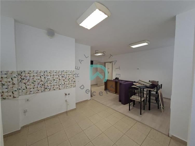 Apartament cu 2 camere decomandat în Blumăna