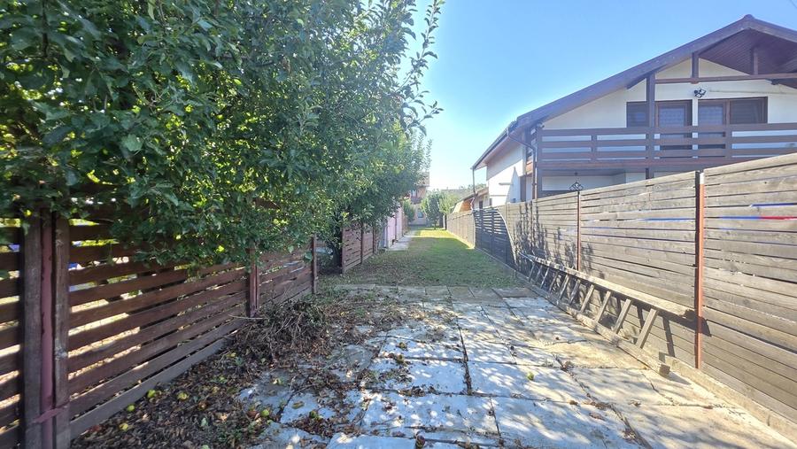 Casă cu 6 camere cu Teren 640 Mp în Grădiștea