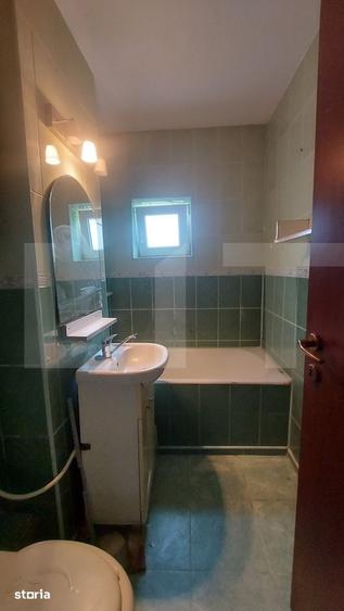 Apartament cu 3 camere semidecomandat în Simeria — fotografia 3