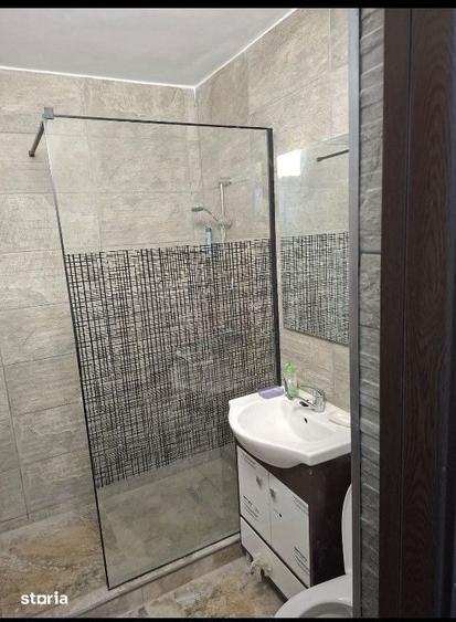 Apartament cu 2 camere decomandat în Vitan