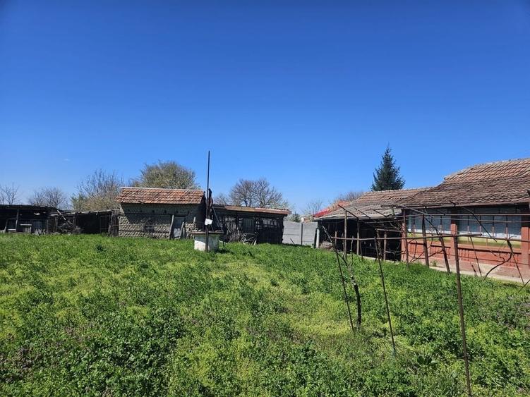 Casă cu 4 camere în Goicea
