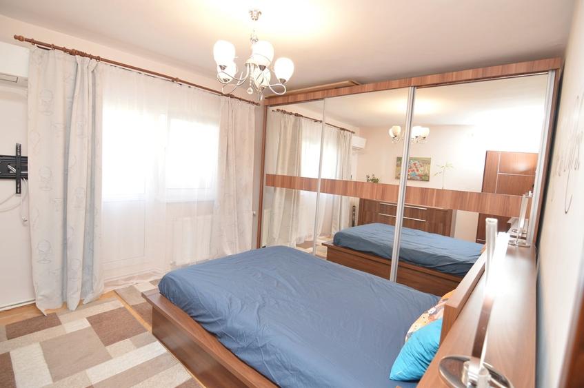 Apartament cu 3 camere decomandat în Brâncoveanu
