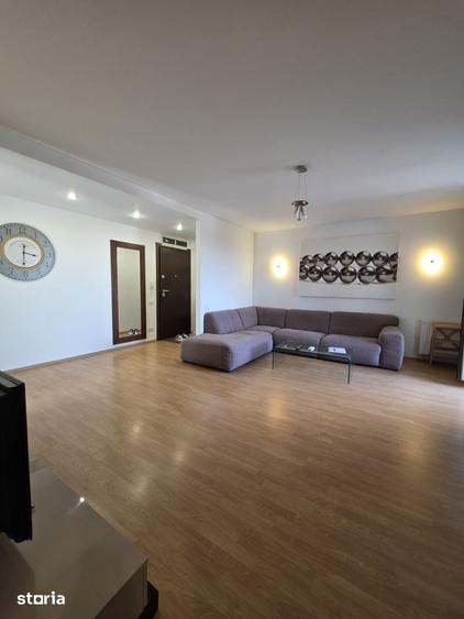 Apartament cu 3 camere în Militari