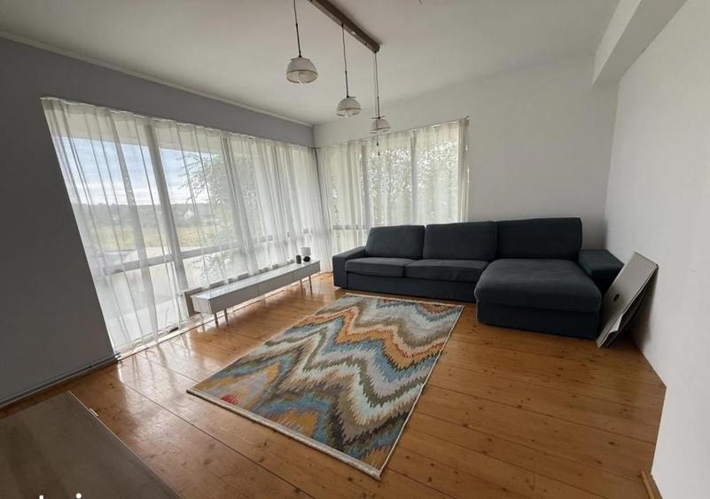 Casă cu 6 camere cu Teren 850 Mp în Snagov
