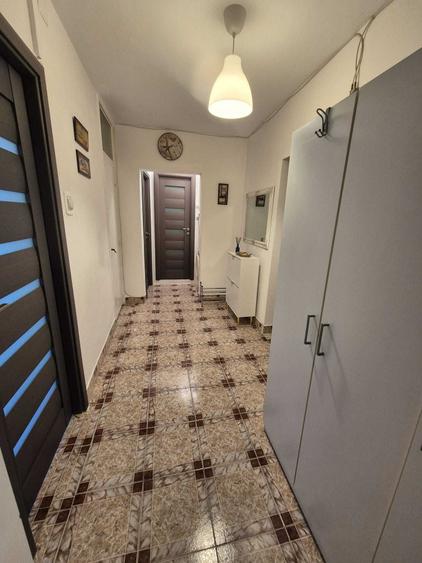 Apartament cu 2 camere decomandat în Sebastian
