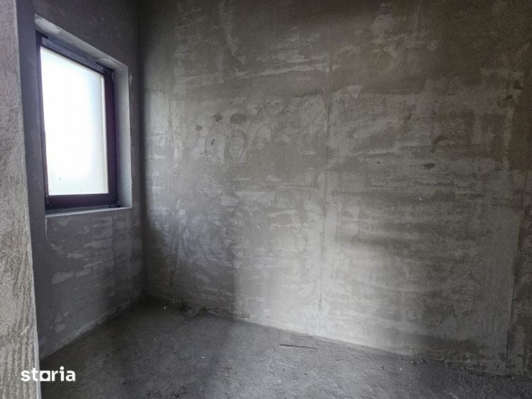 Casă cu 4 camere cu Teren 500 Mp în Feleacu