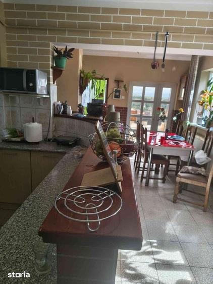 Casă cu 3 camere cu Teren 289 Mp în Central