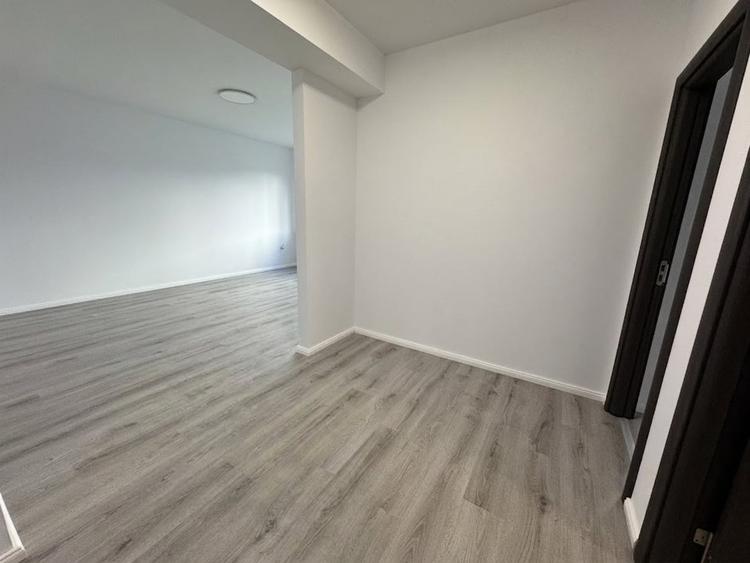 Apartament cu 2 camere decomandat, mobilat în 1 Decembrie