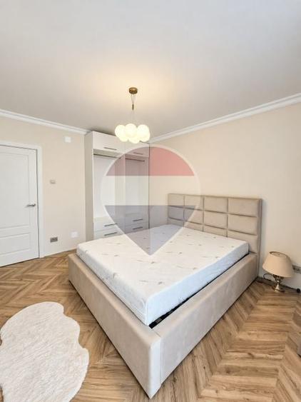 Casă individuală cu 3 camere cu Teren 355 Mp în Central