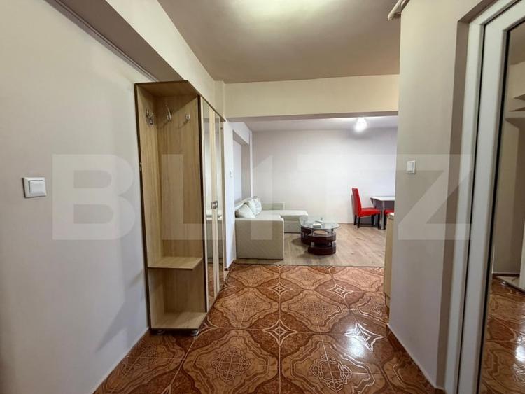 Apartament cu 2 camere semidecomandat, mobilat în Lipovei