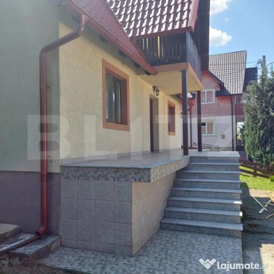 Casă cu 3 camere cu Teren 476 Mp în Central