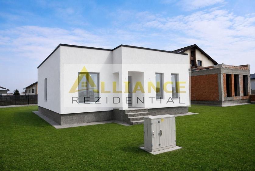 Casă individuală cu 4 camere cu Canalizare în Berceni