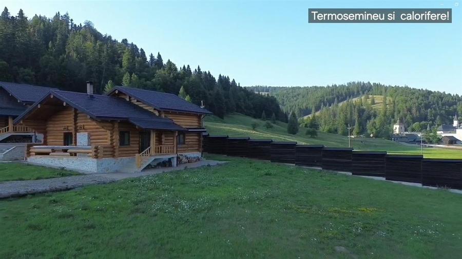 Casă individuală cu 5 camere cu Canalizare în Mălini