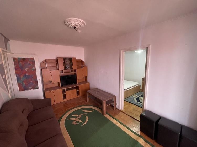 Inchiriez apartament 2 camere - 1