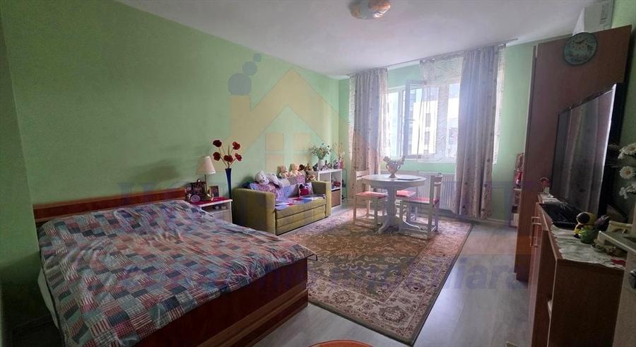 Garsonieră decomandată în Berceni