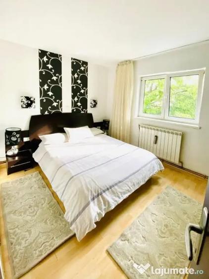 Apartament cu 4 camere decomandat în Rădăuți