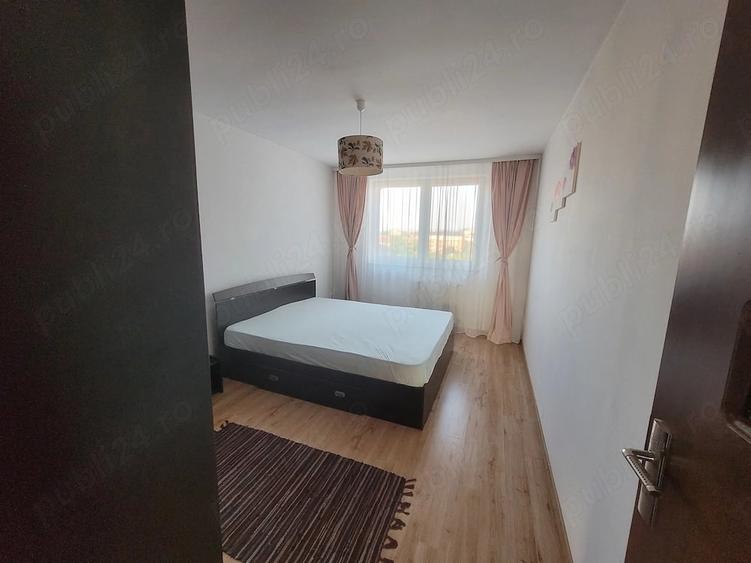 Apartament cu 2 camere decomandat în Periferie
