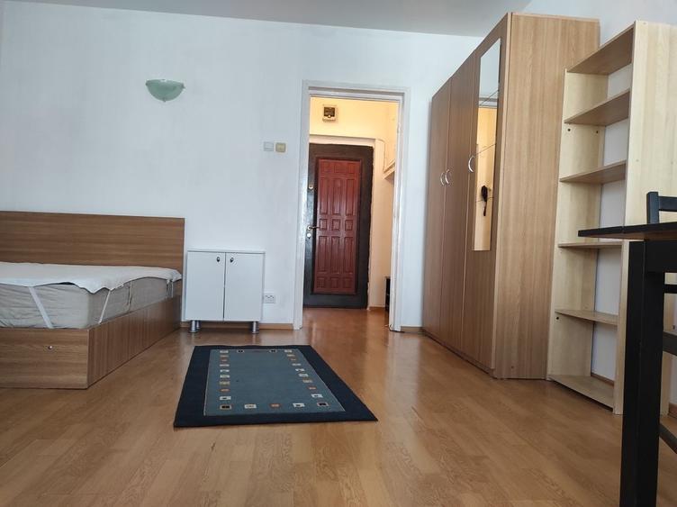 Garsonieră decomandată în Dristor