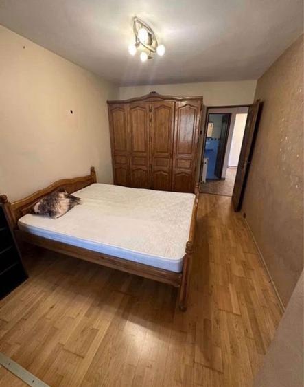 Apartament cu 3 camere decomandat în Păcurari