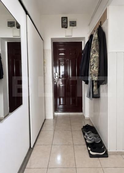 Apartament cu 2 camere decomandat, mobilat în Est