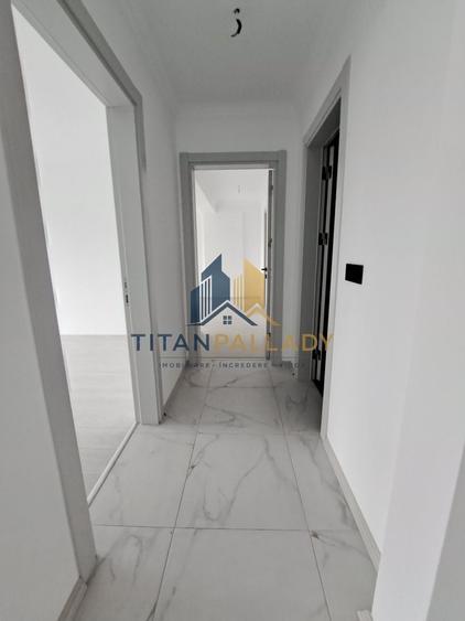 Apartament cu 3 camere decomandat în Theodor Pallady