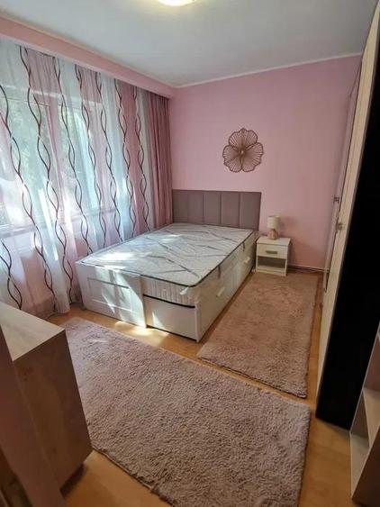Apartament cu 2 camere decomandat, mobilat în Tătărași