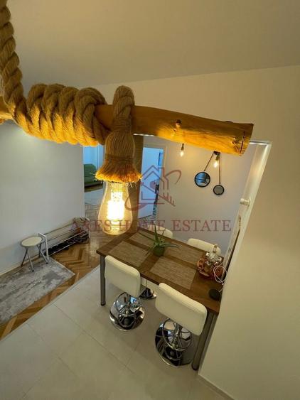 Apartament cu 3 camere decomandat, mobilat în Dacia