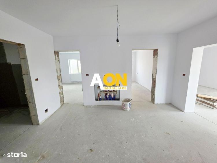 Casă cu 4 camere în Bărăbanț