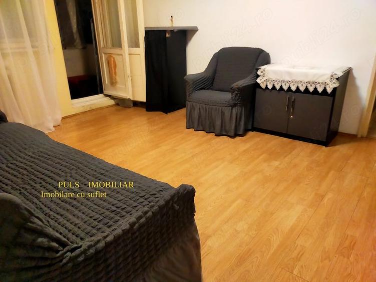 Tomis Nord - str.Dobrila Eugeniu : apartament 3 camere , etaj 3 , semimobilat , utilat , termen lung - 10