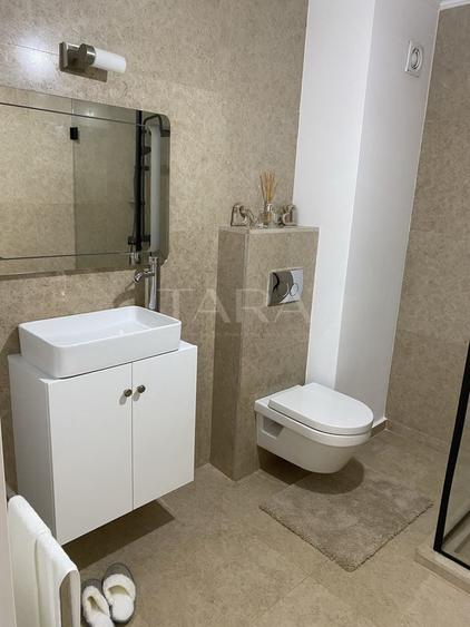Apartament cu 3 camere decomandat, mobilat în Vest