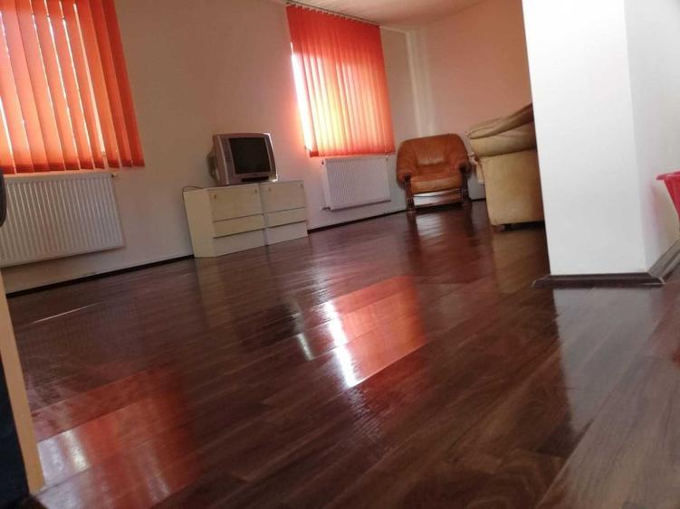 Casă cu 4 camere în Șagu