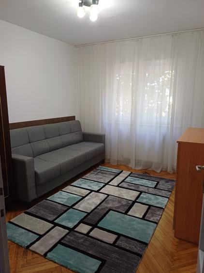 Apartament cu 2 camere decomandat în Dumbrăvița