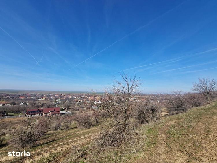 Teren extravilan, zona si priveliste superba, Cuvin - 4