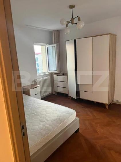 Apartament cu 3 camere decomandat în Ultracentral
