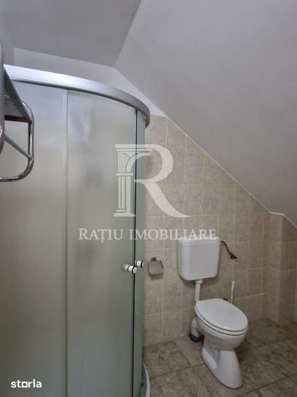 Spațiu comercial, de 640 mp, în Central