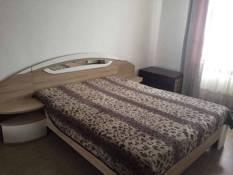 Apartament cu 2 camere decomandat în Centrul Civic