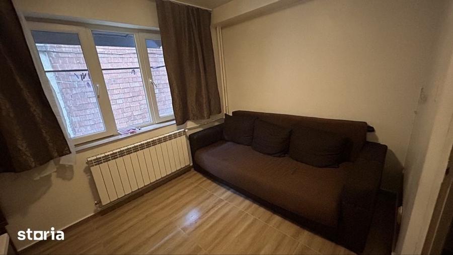 Garsonieră în Podu Roș