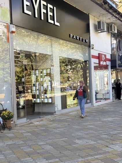 Spațiu comercial, de 44 mp, în Central
