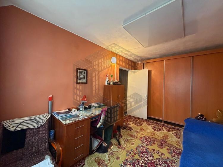 Apartament cu 3 camere semidecomandat, mobilat în Girocului