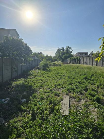 Teren de 5000 mp, în Braytim