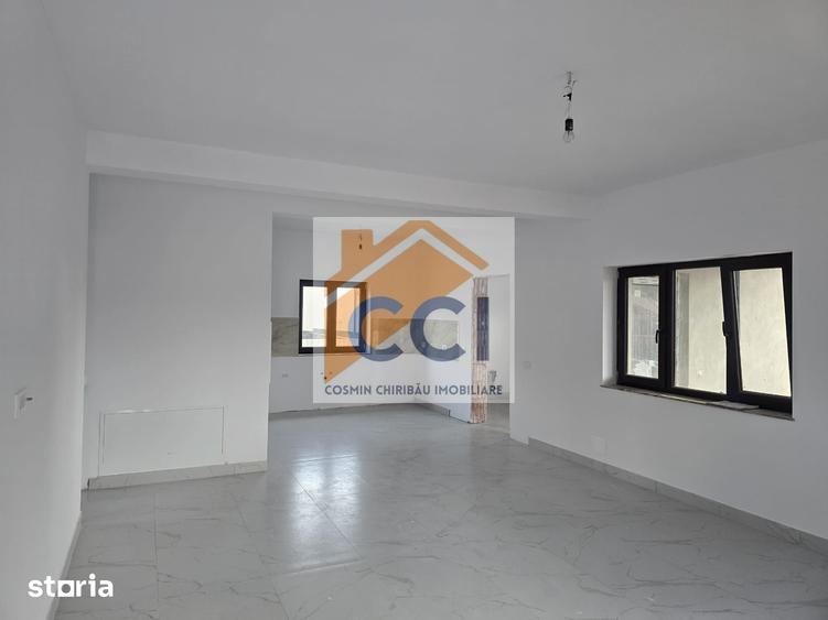 Casă cu 3 camere cu Teren 590 Mp în Sărata