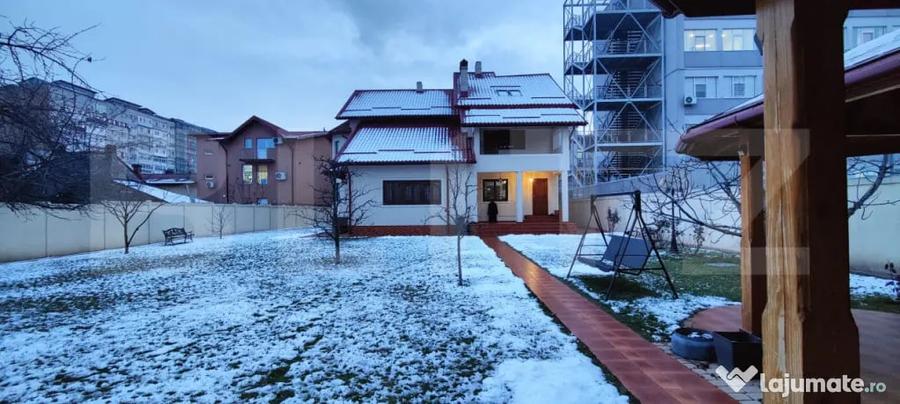 Casă cu 6 camere cu Teren 1178 Mp în Cetate