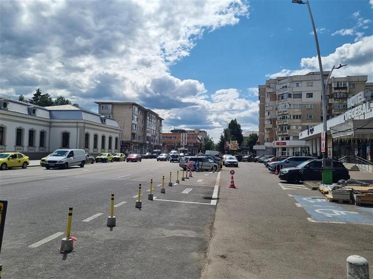 Spațiu comercial, de 335 mp, în Ultracentral