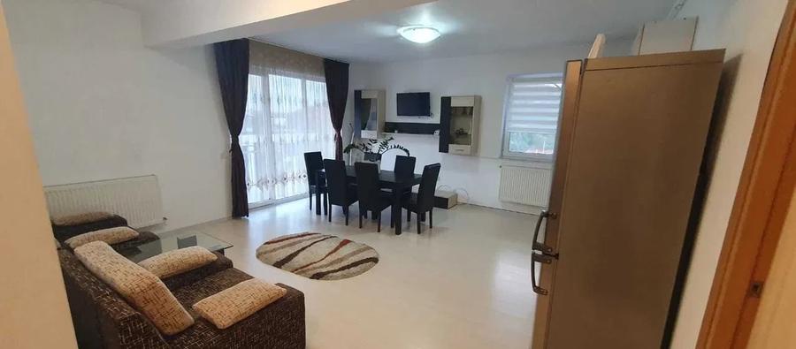 Apartament cu 3 camere, mobilat în Florești