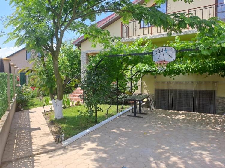 Casă individuală cu 5 camere cu Canalizare în Saligny