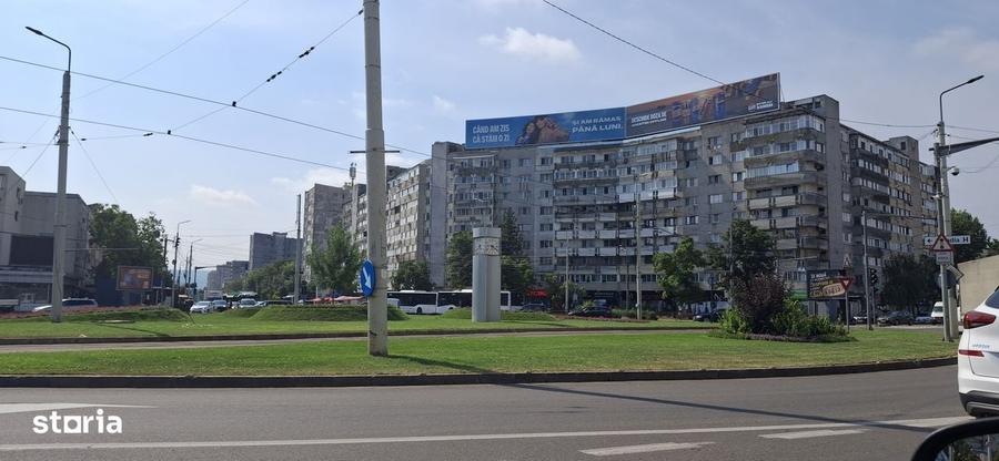 Spațiu comercial, de 55 mp, în Podu Roș